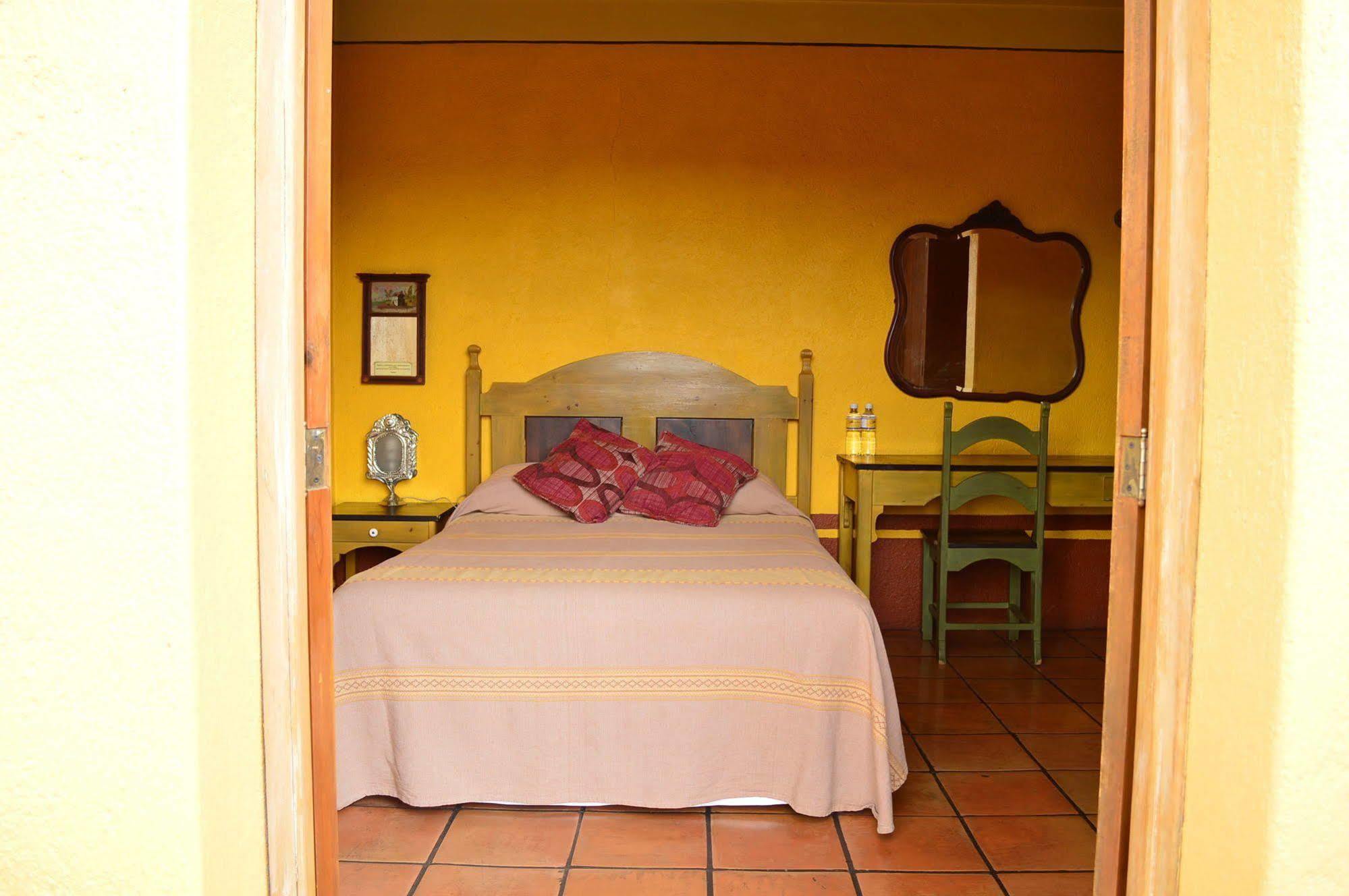 Hotel Azucenas Oaxaca Exterior photo