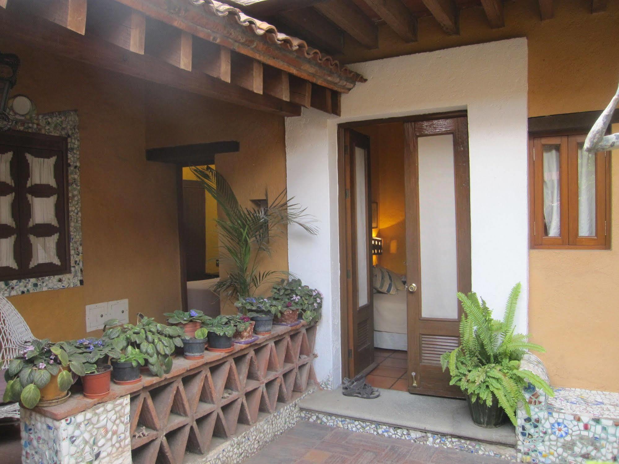 Hotel Azucenas Oaxaca Exterior photo