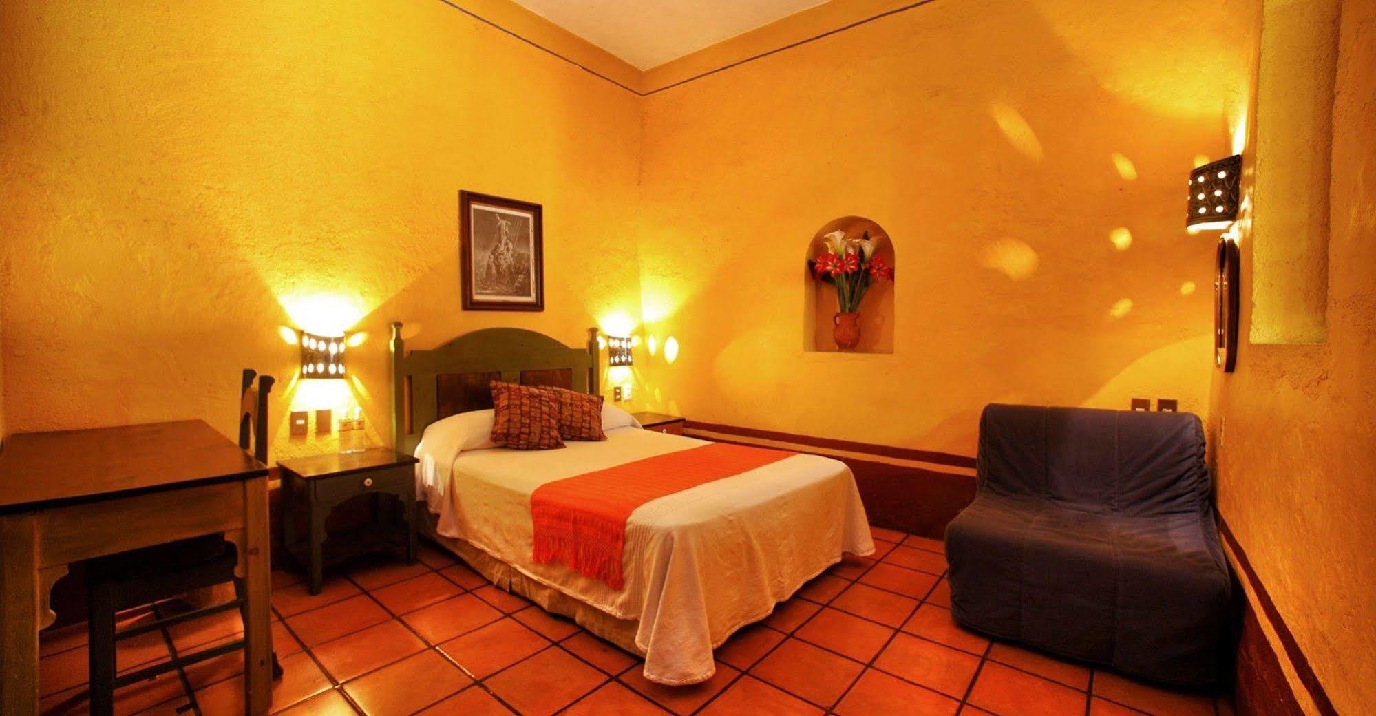 Hotel Azucenas Oaxaca Exterior photo